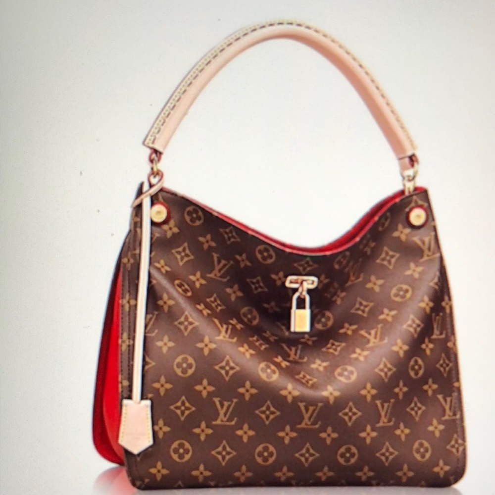 W/Receipt 🌺🌺 RETIRED 🌺🌺 Louis Vuitton Gaia